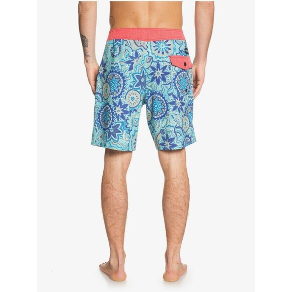 Quicksilver High Line Dreamer 4 Way Stretch DryFlight Board Shorts Size 34 NWOT - Picture 2 of 7